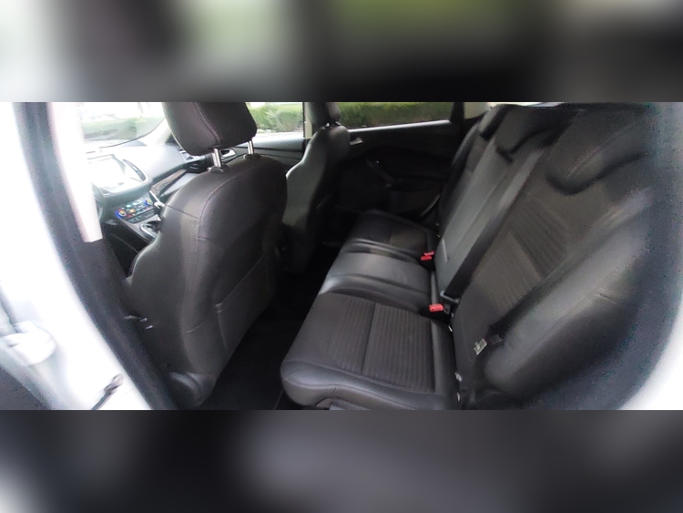 Ford Kuga 150cv 4x4 foto 3